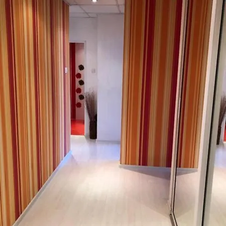 Shanaq Apartment *