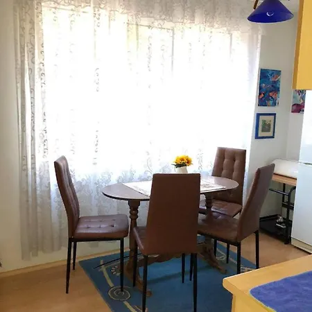Shanaq Apartment
